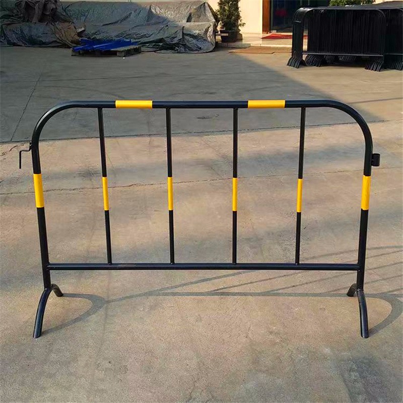 镀锌黄黑铁马护栏可移动铁马护栏障碍隔离栏交通安全活动可移动护栏峰尚安
