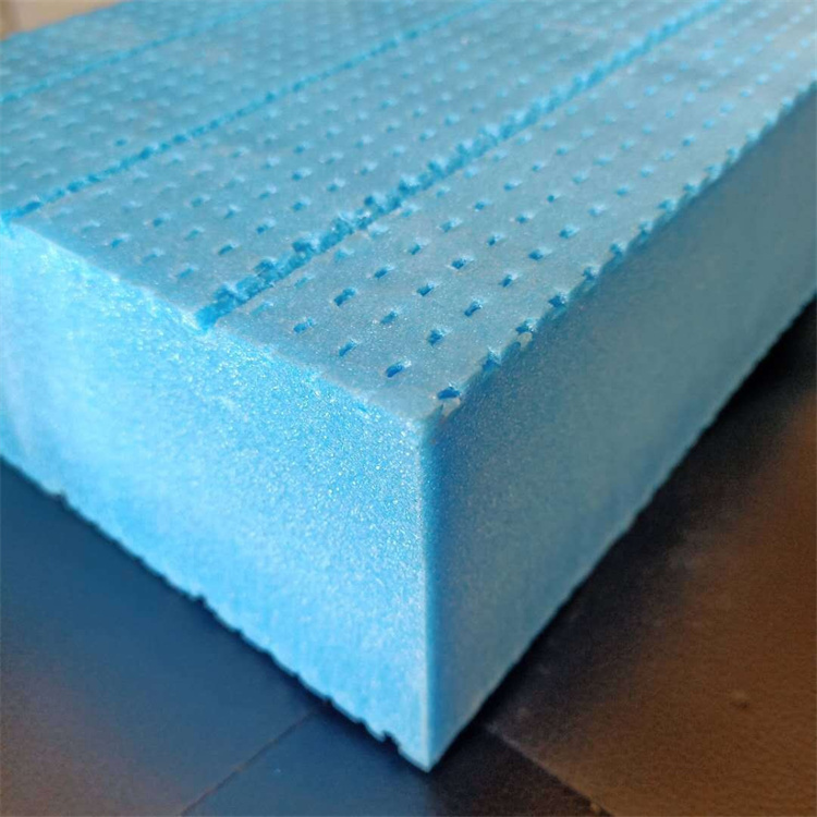 镕坤科技 xps聚苯乙烯隔热保温板地暖挤塑板韧性好、密度高图片