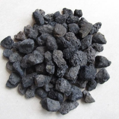胶州20-30mm黑色火山岩滤料选一久环保大量现货出售