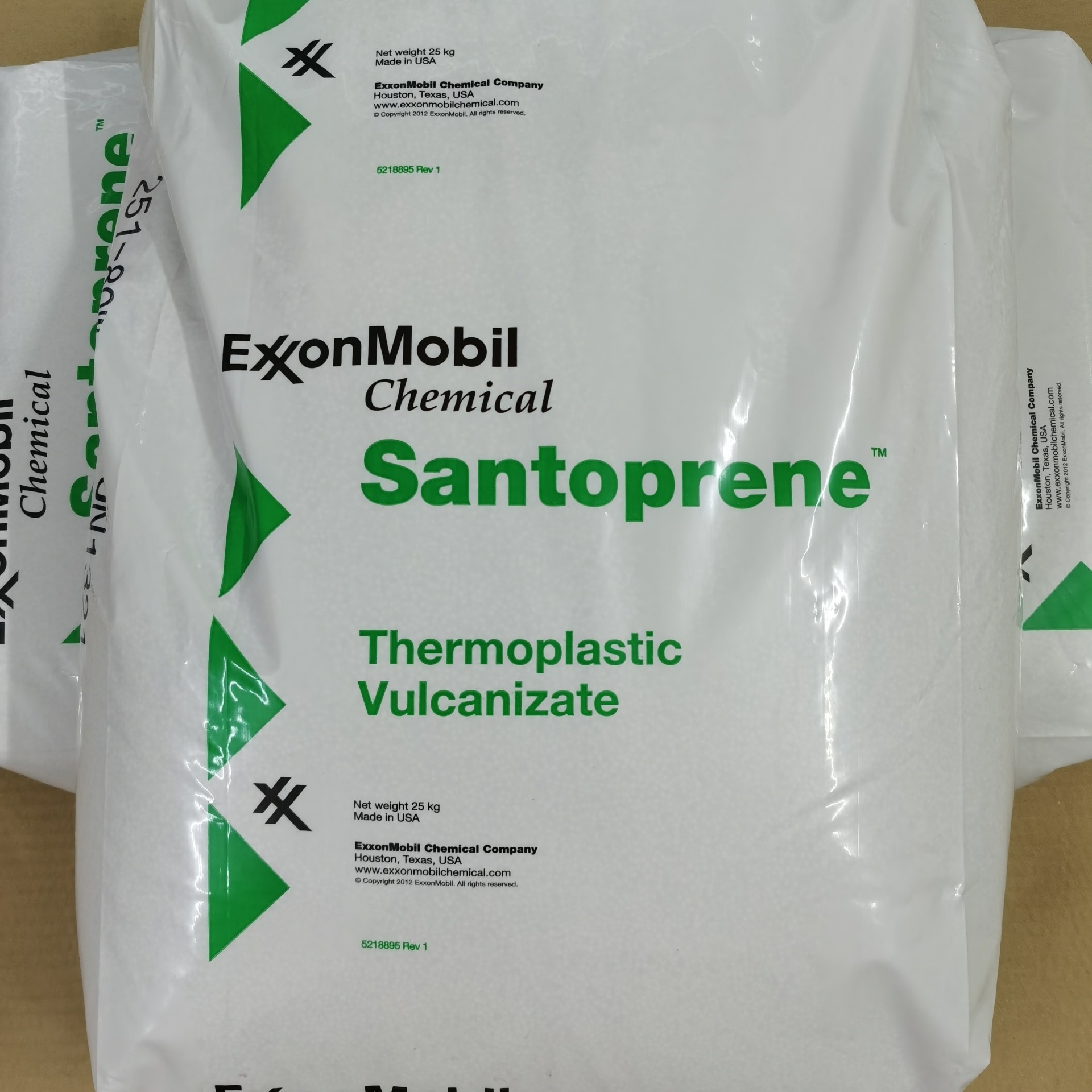 TPV 美国埃克森美孚Santoprene 8211-75 耐热级/ 注塑成型 /可着色 密封条 抗化学性