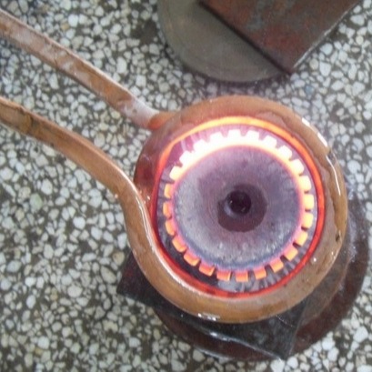 盈磁 高频淬火设备 轴类淬火齿轮 内孔淬火等热处理淬火深度达2mm以下图片
