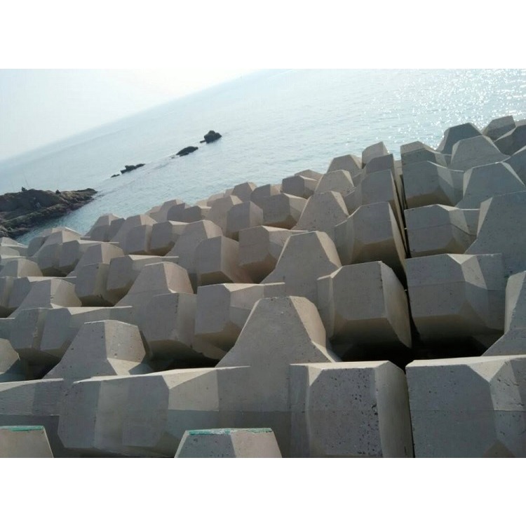 四角空心块防浪石模具 制作介绍 四角椎体消浪石钢模具 用途广 巨盛消浪石模具