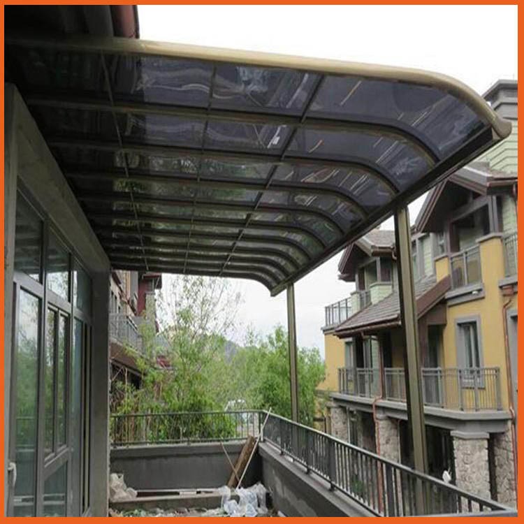 茶色中空阳光板 淮安12毫米PC阳光板 庭院雨榙阳光板