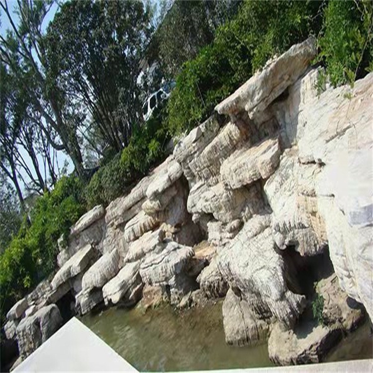 矿山基地批发 大型驳岸石 千层石 龟纹石 庭院假山石 园林石