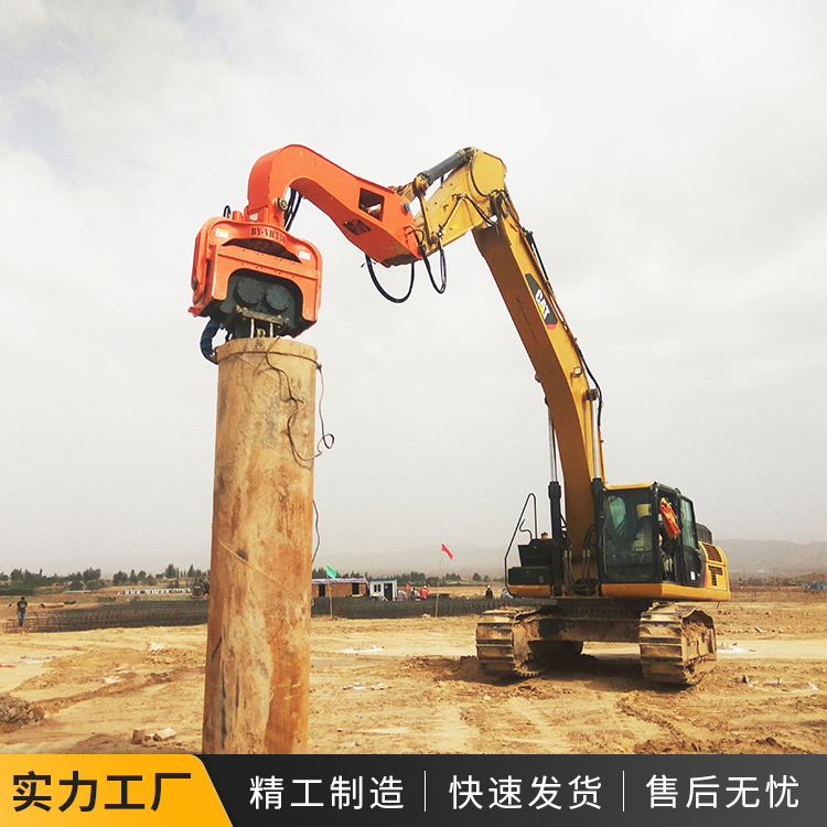 200挖掘机可装在水陆挖掘机上光伏基础打桩专用设备图片