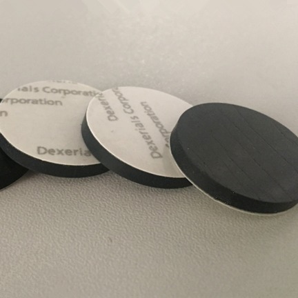 硅胶垫定制单面3m透明硅胶垫黑色灰色自粘硅胶脚垫生产价格图片