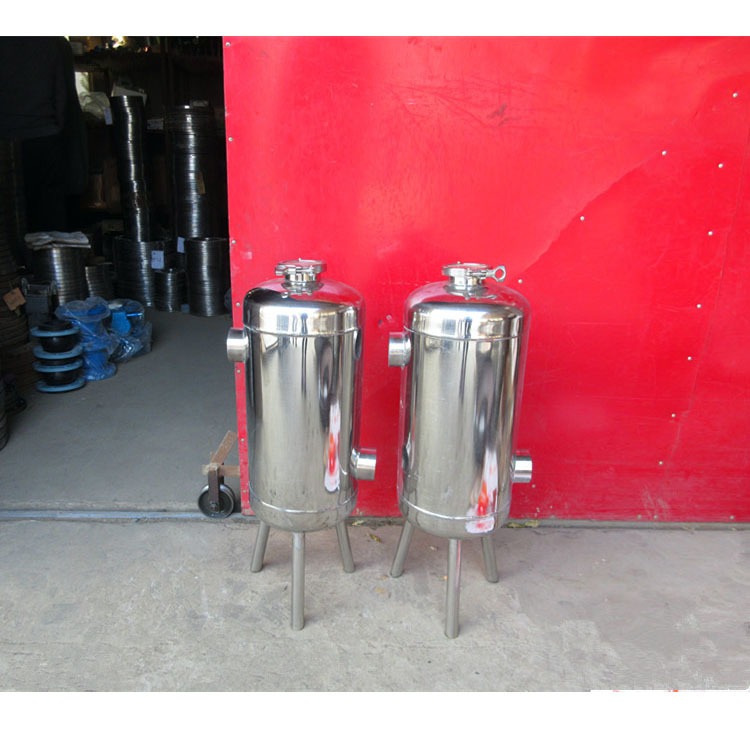 牡丹江前置过滤软水器 5公斤硅磷晶加药罐 水管防锈硅磷晶罐图片