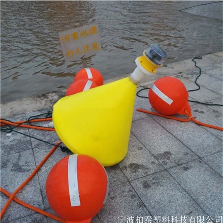 肇庆湖面警示浮标供应厂家柏泰定制批发航道航标水面警示浮鼓