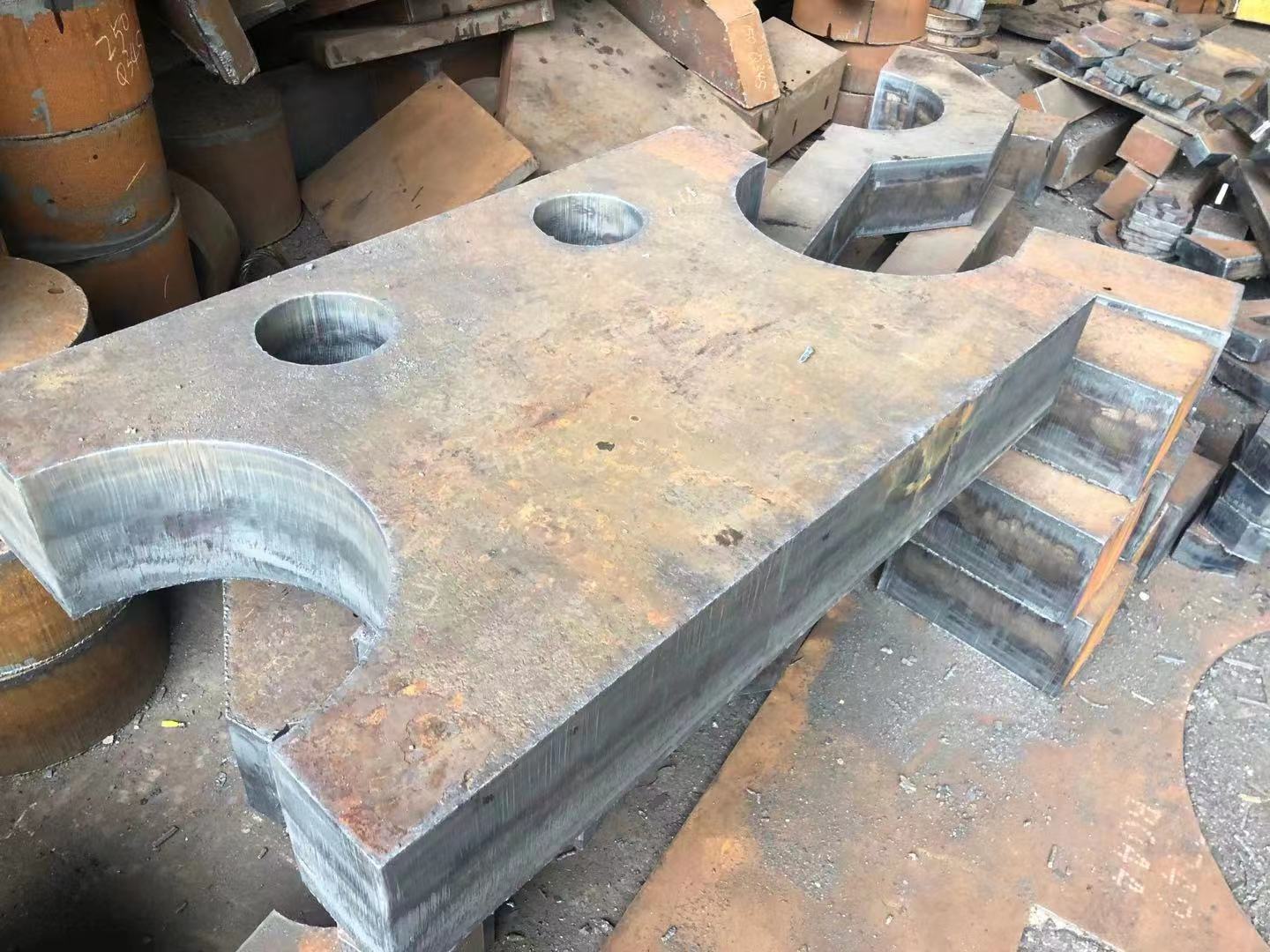 沙钢碳板下料钢板切割件钢板切割配送钢板折弯加工
