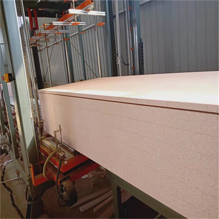 屋面保温 硅质改性真金板 高密度阻燃真金板厂家供应