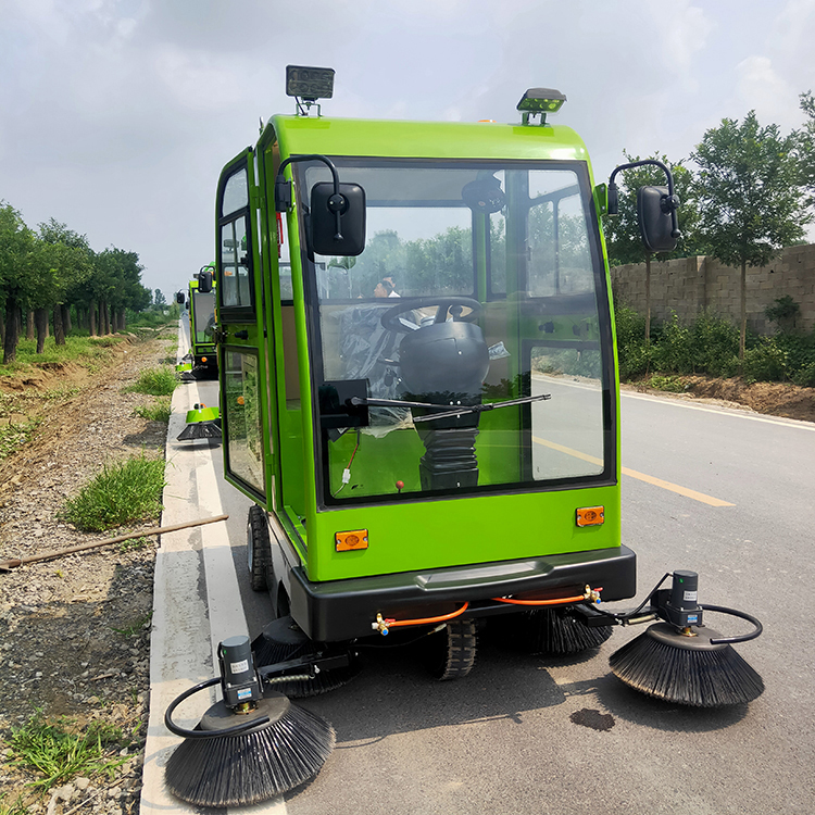 电动驾驶式扫地机 定做小型电动扫路车 祥运 道路电动扫路车 可以提车