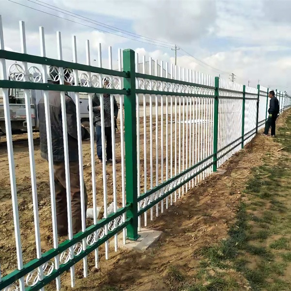安全设施护栏  交通护栏  道边护栏  闯业护栏