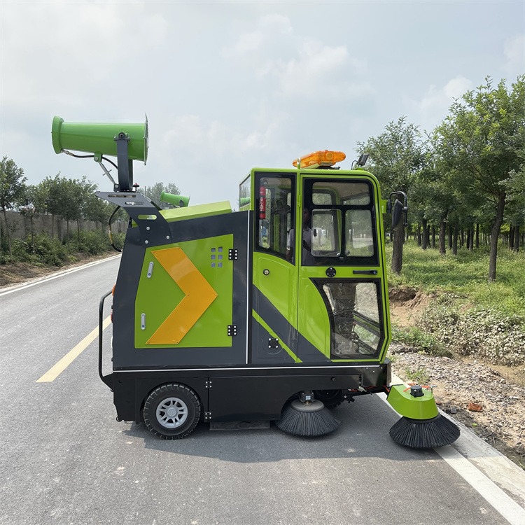 新能源扫地机 小型电动扫路车 高压清洗雾炮消毒扫地车 中运威