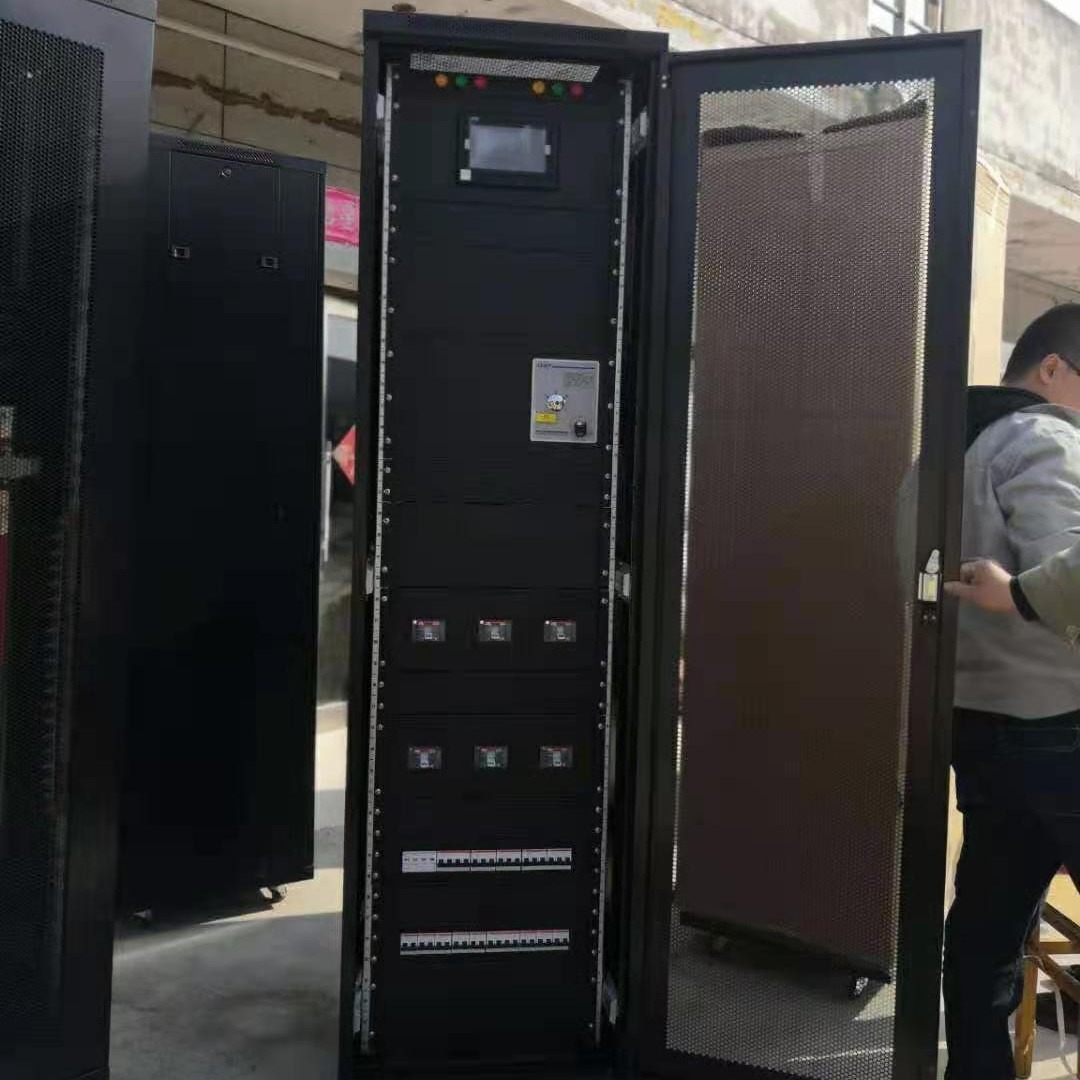 索科曼工厂定制OEM 80kw输入输出配电柜 精密配电柜 列头柜 安全实时监控ups不间断电源系统
