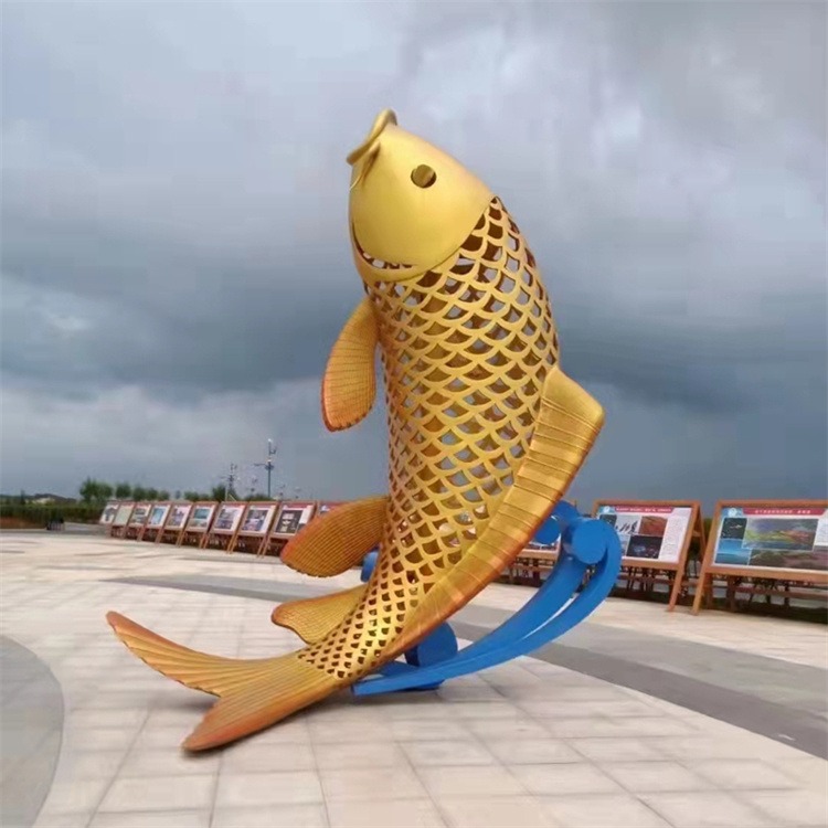 不锈钢镂空发光鲤鱼雕塑