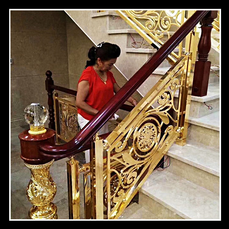 吴忠 黄铜板雕刻楼梯 新曼 现代家居实用铜镀金扶手 欧式铜扶手图片