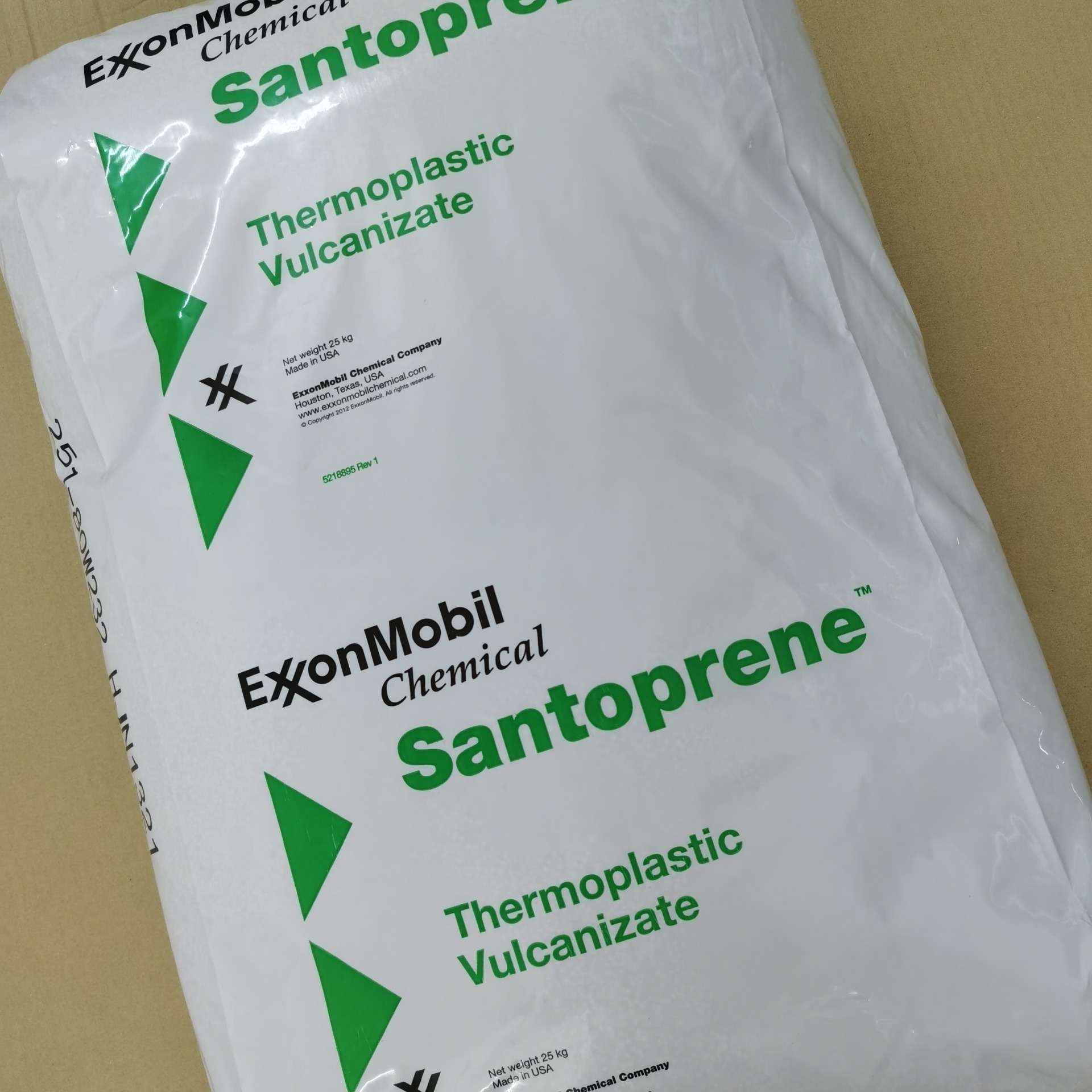 TPV 美国埃克森美孚Santoprene 121-62M100 热塑性硫化橡胶