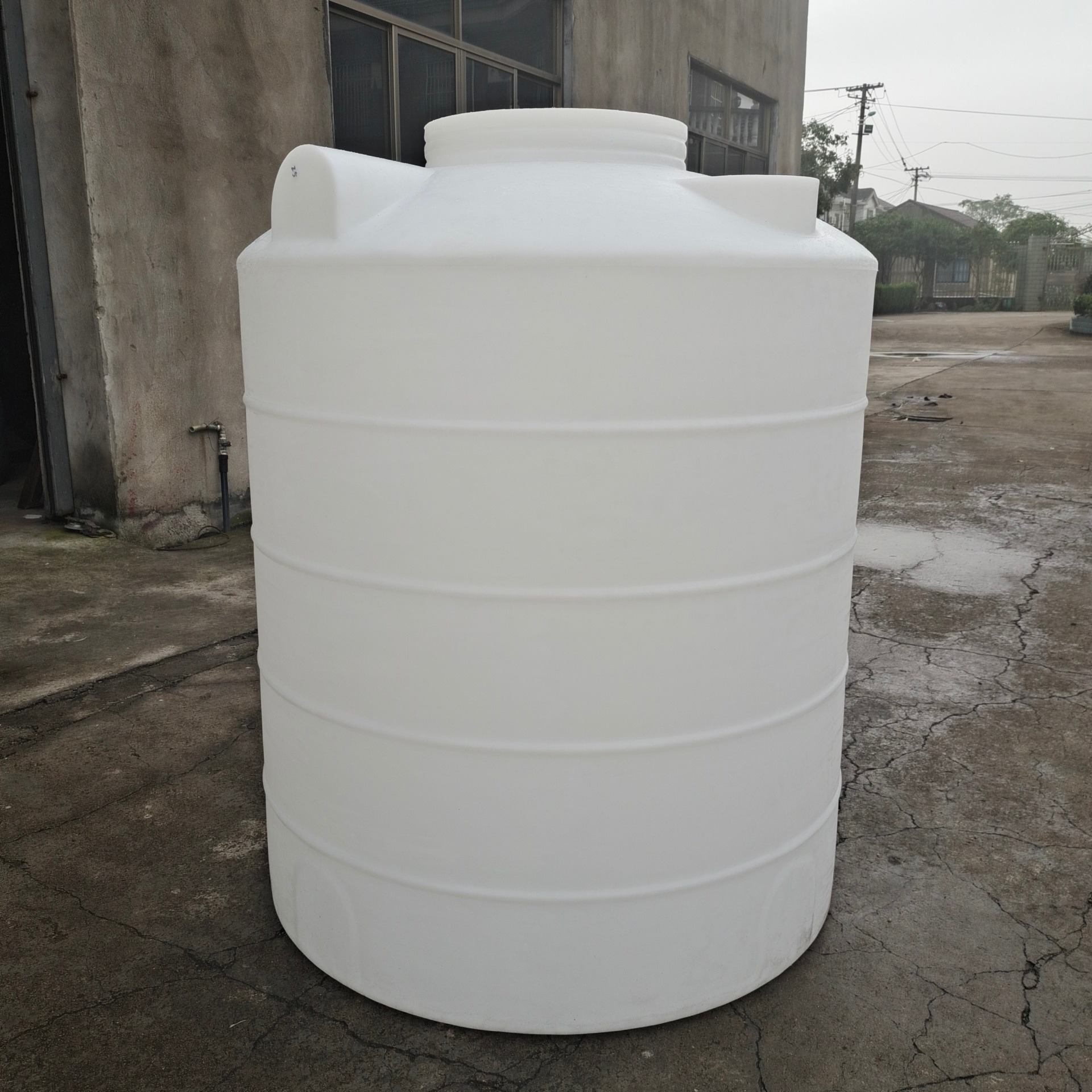 供应2立方废水污水塑料存储罐小型户外立式圆形水塔防紫外线抗老化