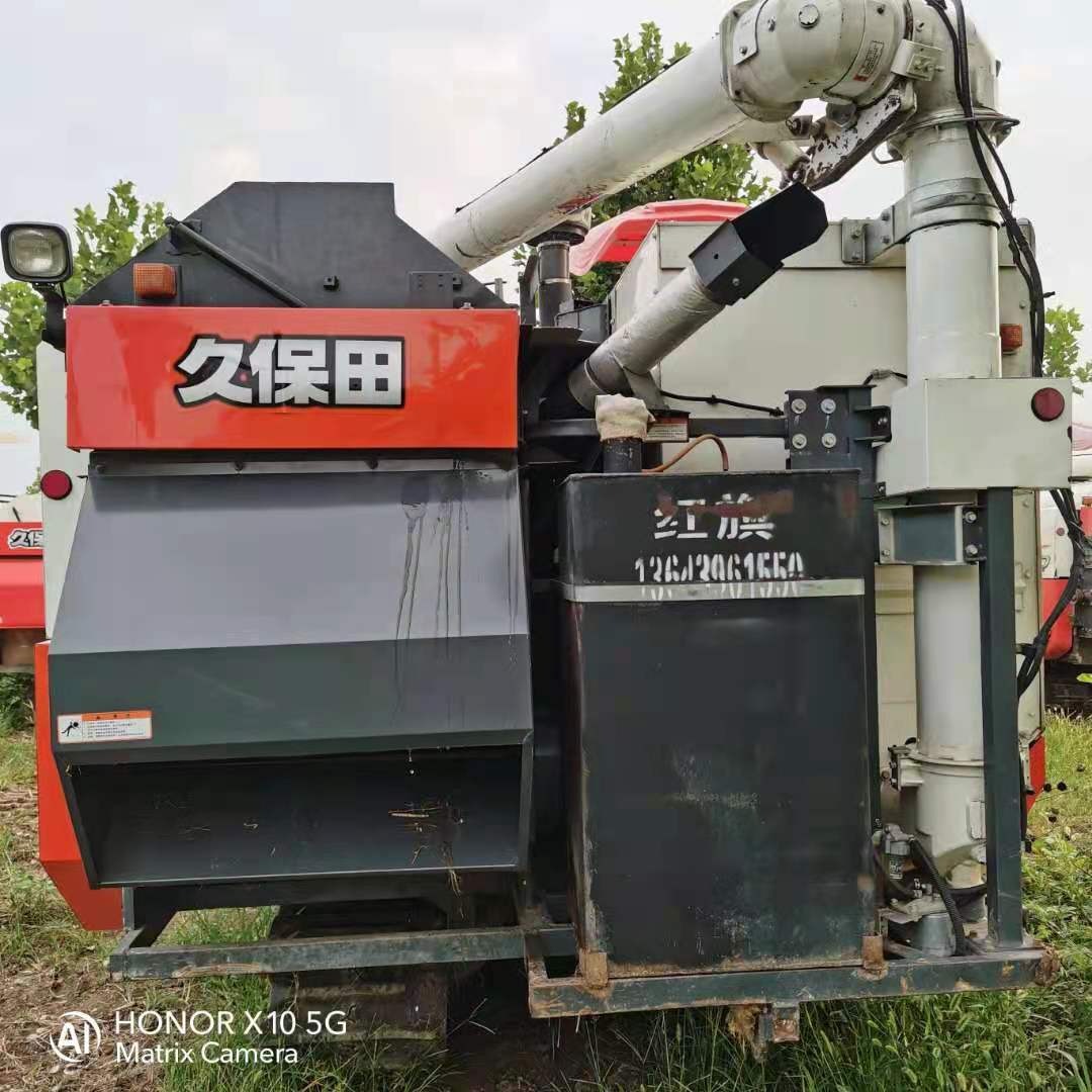 小麦联合收割机大型水稻联合收割机久保田688收割机