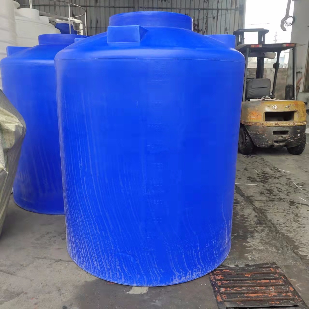 慈溪瑞通厂家直销8000L圆形平底水箱 熔盐桶 8立方碱液罐 碱罐