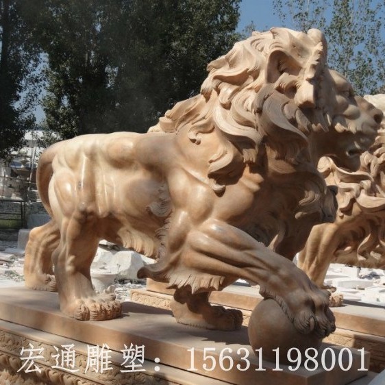 西洋狮石雕 晚霞红西洋狮雕塑图片