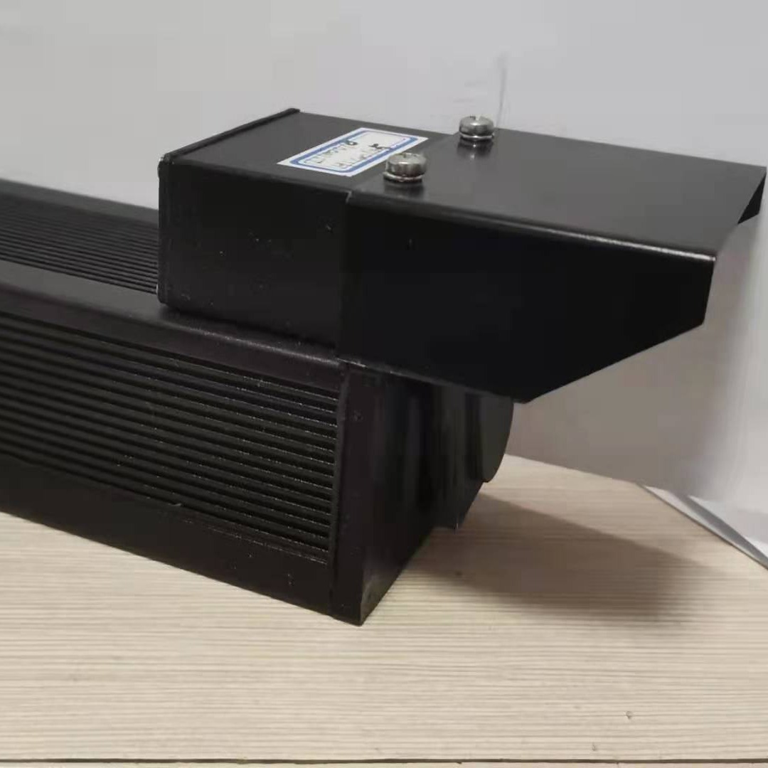 高精度激光测距传感器SKW-100D，三科光电SANKOE激光定位测距模块，防尘雨刷图片