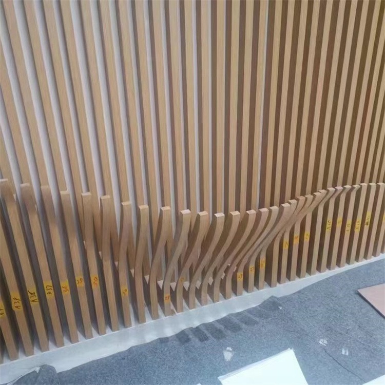 仿木纹铝合金方通 餐厅40*80铝方管隔断格栅 酒店创意弧形波浪铝方通 德普龙铝型材方管