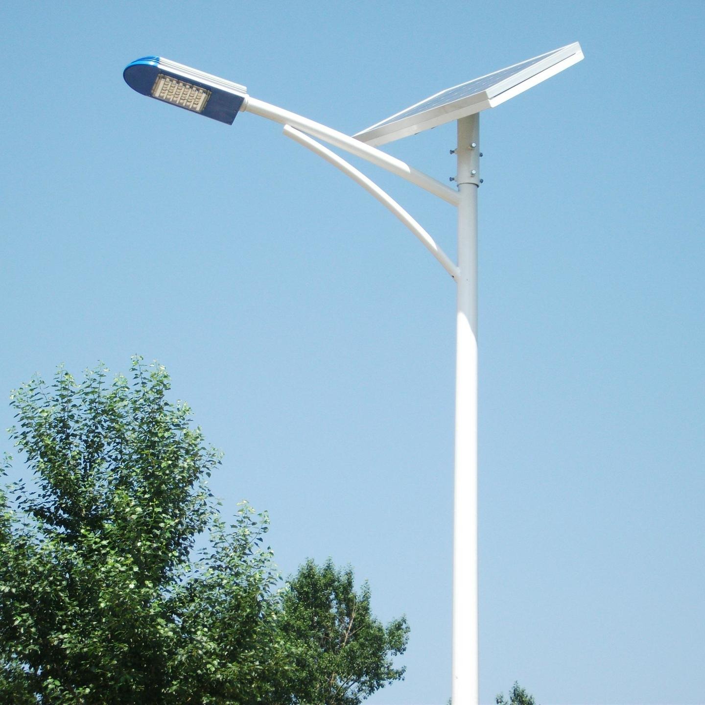 乾旭照明太阳能路灯销售生产厂家 LED路灯太阳能 农村道路太阳能路灯报价