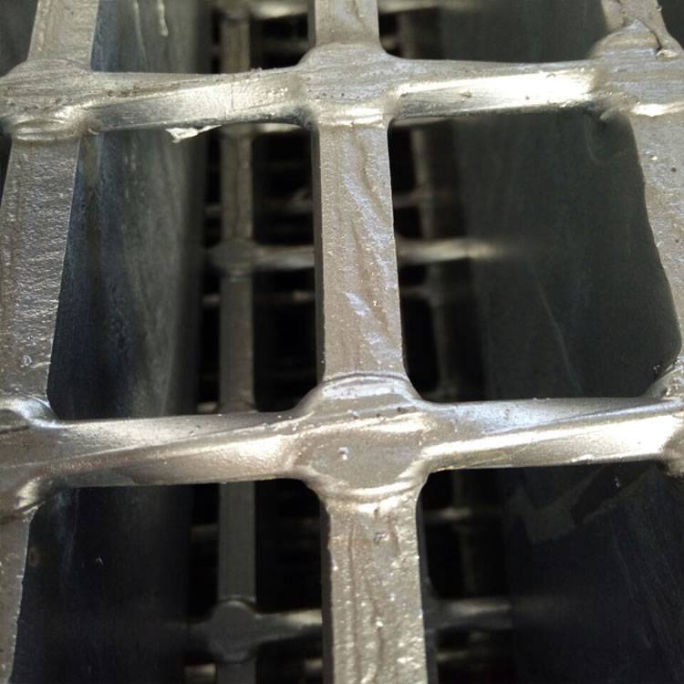 镀锌插焊格栅板介绍规格全钢格板热镀锌网格栅