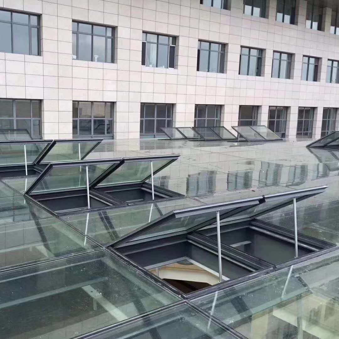 卓尼PC塑料板阳光板 耐力板屋顶采光 通道采光板环保抗冲击有机玻璃板图片