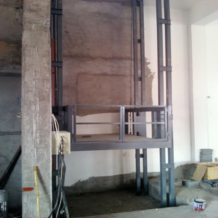 垂直升降梯 货物运输平台 启运机械货梯泸州市生产