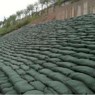 陕西高速路斜坡绿化生态袋 公路铁路边坡防护生态袋 路易达厂家现货规格有40x80cm；40x60cm