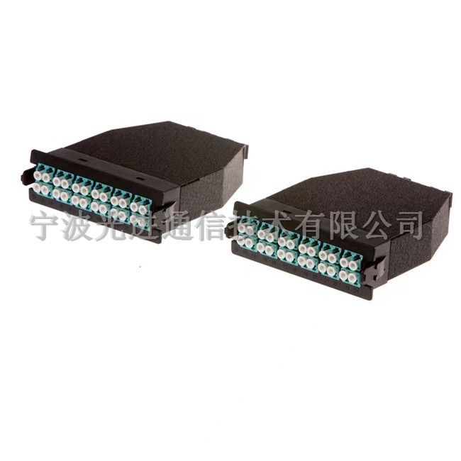 MPO高密度光纤管理数据中心 光缆终端盒安装于19英寸机架及机柜 LC模块盒跳线 预端接模块盒 OM3光纤跳线图片