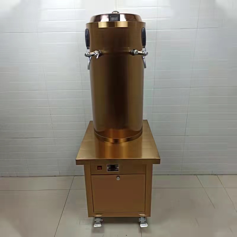 南阳精鸿全自动一体机精酿啤酒设备发酵罐