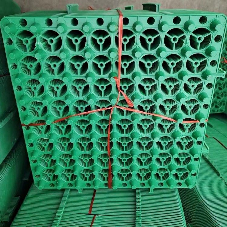 蓄排水板 绿标建材 园林工程地下车库顶板凹凸绿化H20mm排蓄水板土工布 车库滤水板