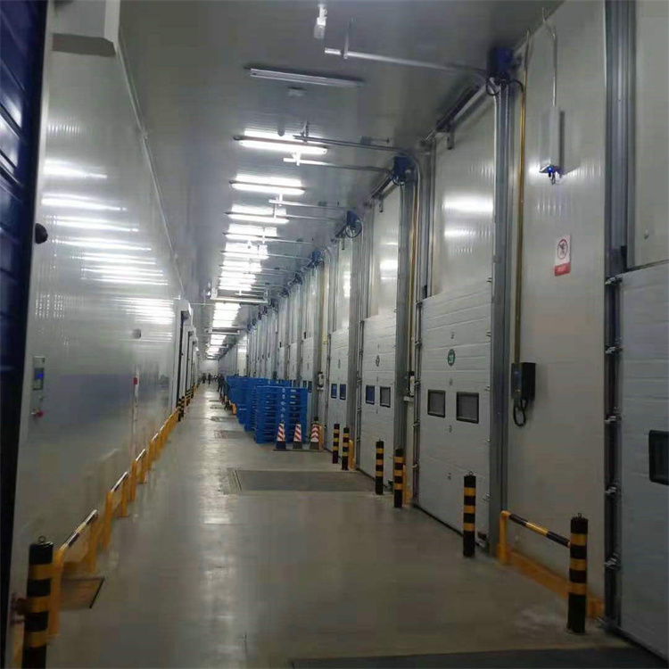 国威特 山东市中区 抗风快速提升门 工业提升门材料 工厂