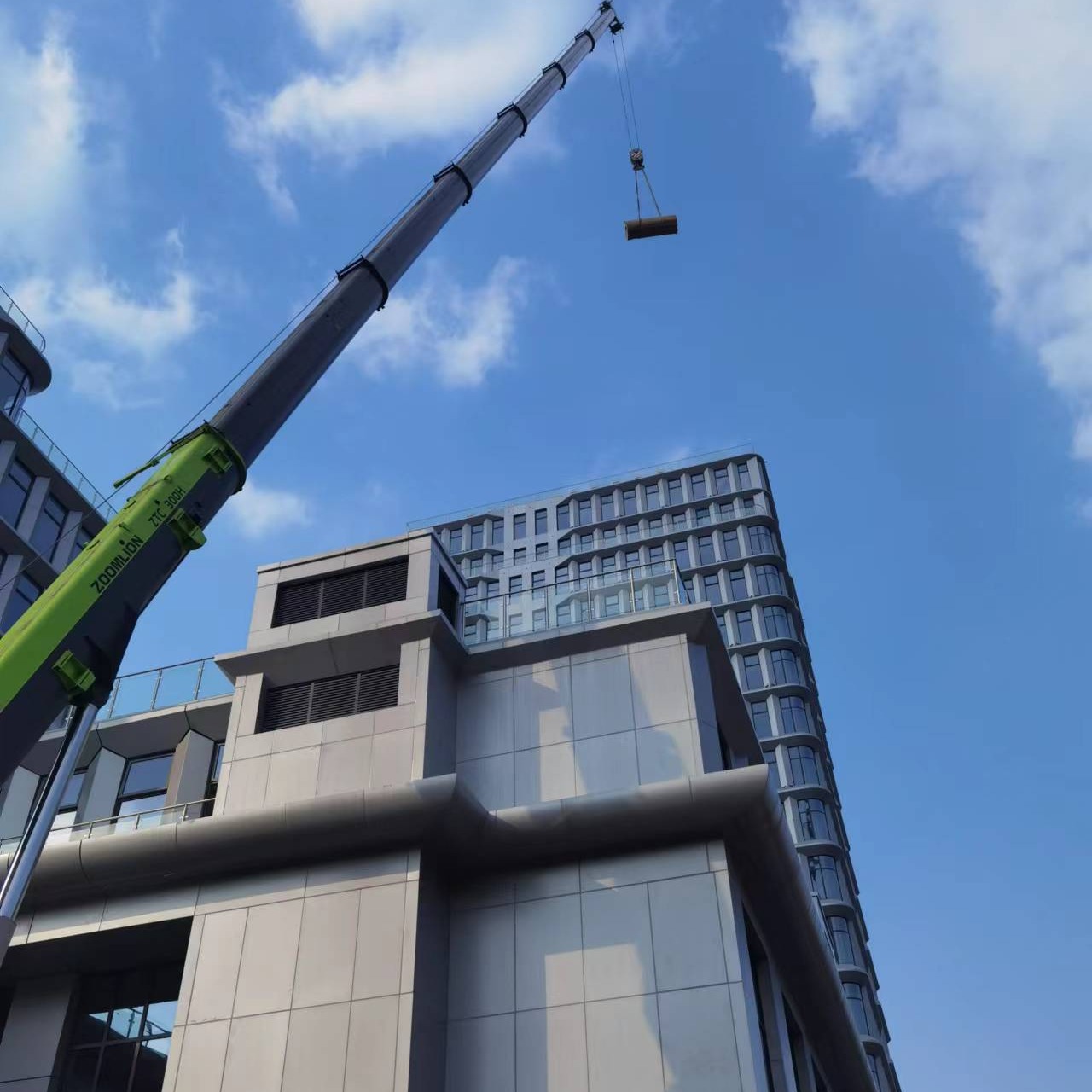 杭州吊车登高车路灯车升降机出租设备搬运起重安装吊装