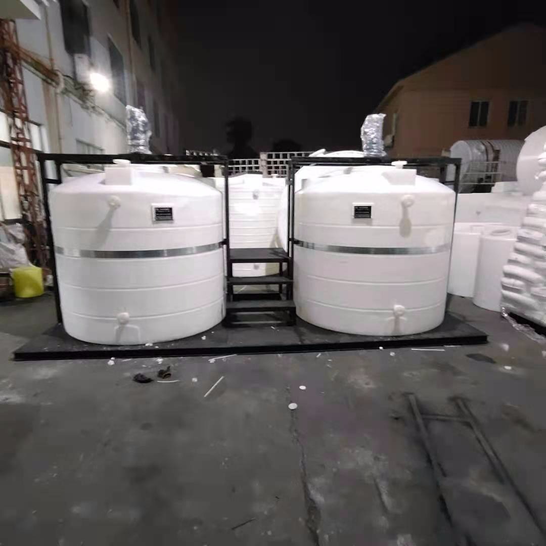 广东瑞通容器厂家供应2000L 原水储罐 碱液罐 3立方 酸罐
