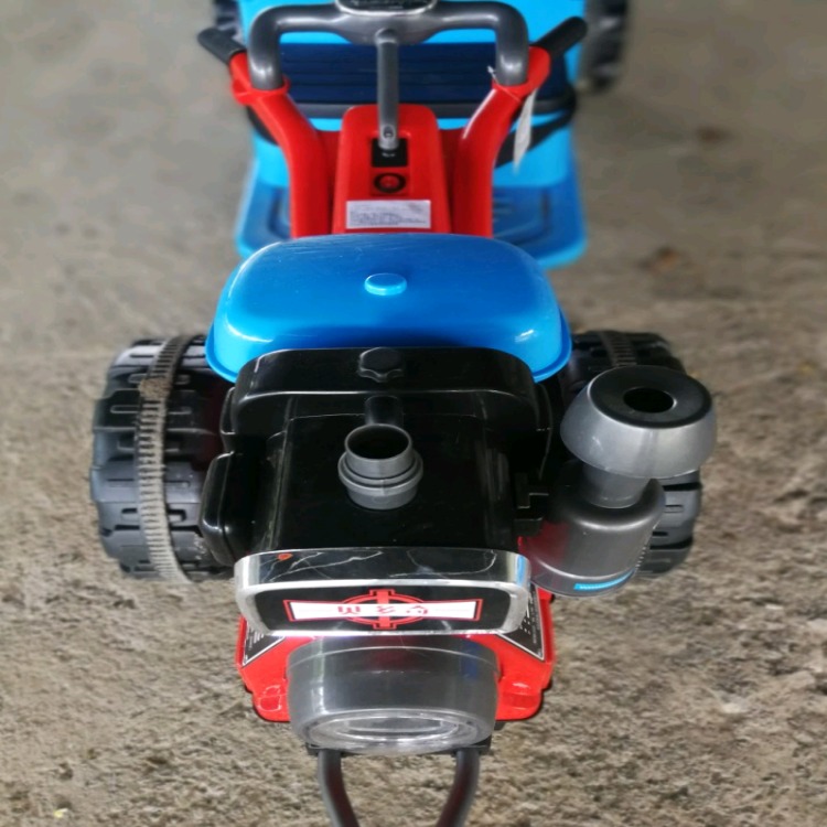 电动儿童拖拉机 儿童游乐拖拉机专卖电动仿真玩具远景