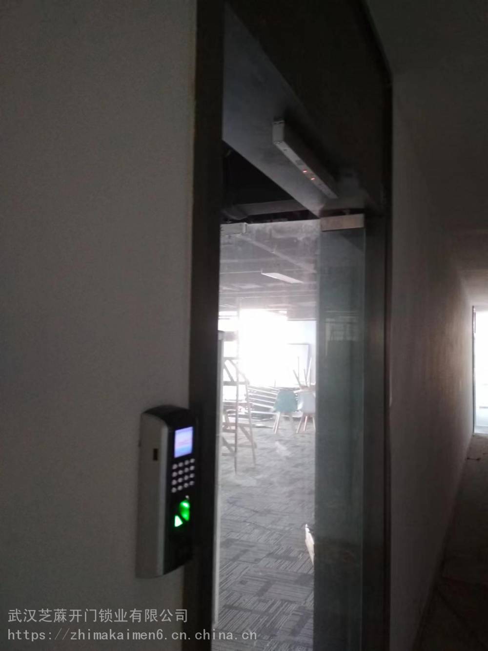 武汉 青山 电动玻璃门安装维修