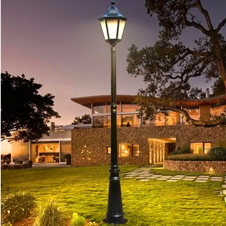 公园2.5米高庭院灯批发 带地角笼庭院灯杆 复古风庭院路灯