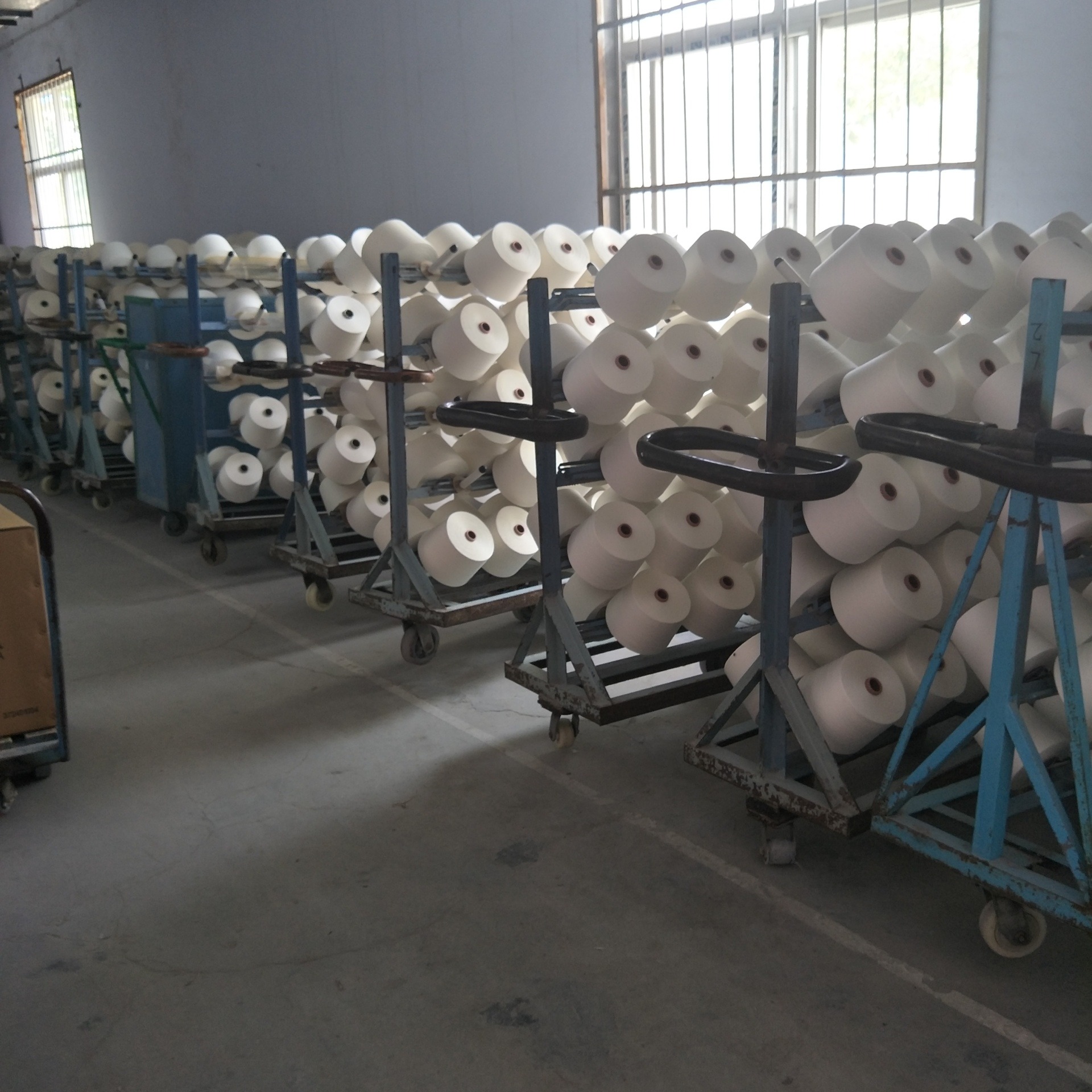 优质纺织供应商恒强生产供应  埃及棉纱线 仓库备有现货 证书吊牌齐全 GIZA86 45