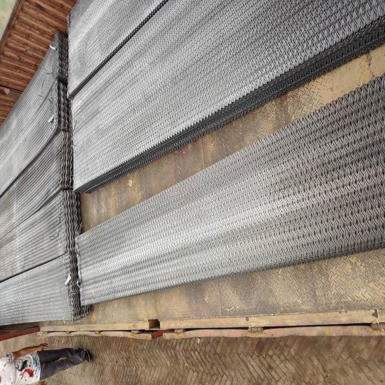 厂家供应  冲孔菱形钢板网片  菱形网批发  铝拉网厂家 价格优惠