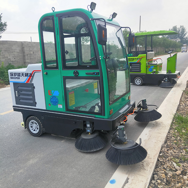 驾驶式扫地车 新型电动扫路车 祥运 驾驶式路面扫路车 货到付款
