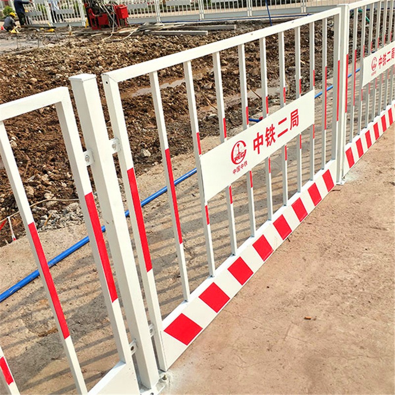 市政临边竖管基坑护栏厂家批发工地施工定型化隔离防护栏现货峰尚安