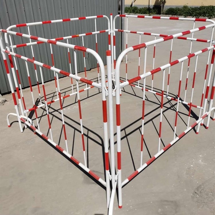 智科 WL-ZK护栏 临时护栏 可移动铁马喷白色红条护栏 铁马护栏图片