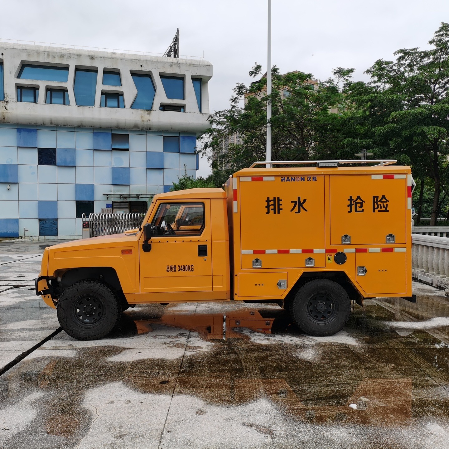 汉能 1000方 防汛泵车 排涝车 车载移动电源 灵活机动