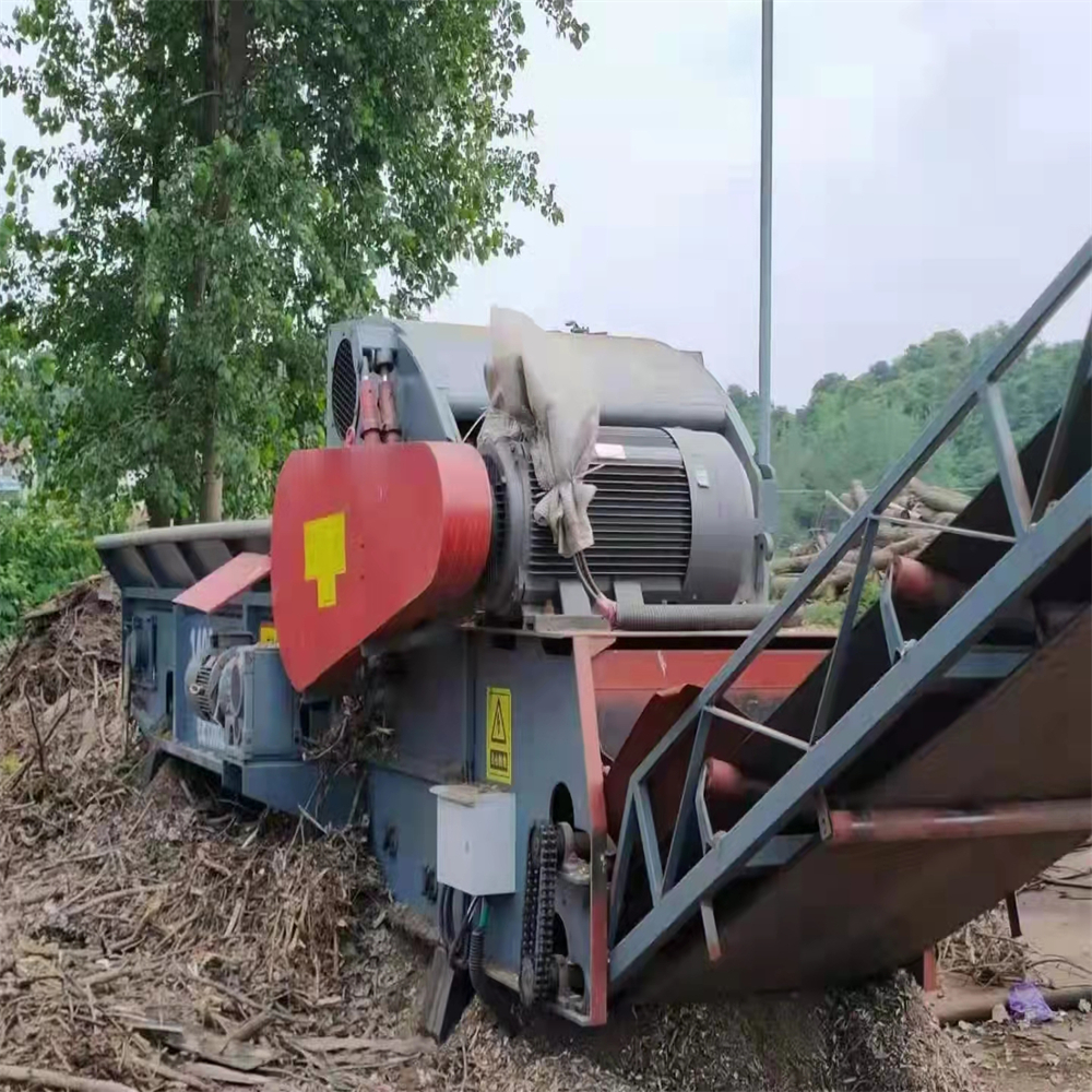 木材粉碎机 二手移动式破碎机   二手粉碎机 1600型 友亮化工设备 专业回收
