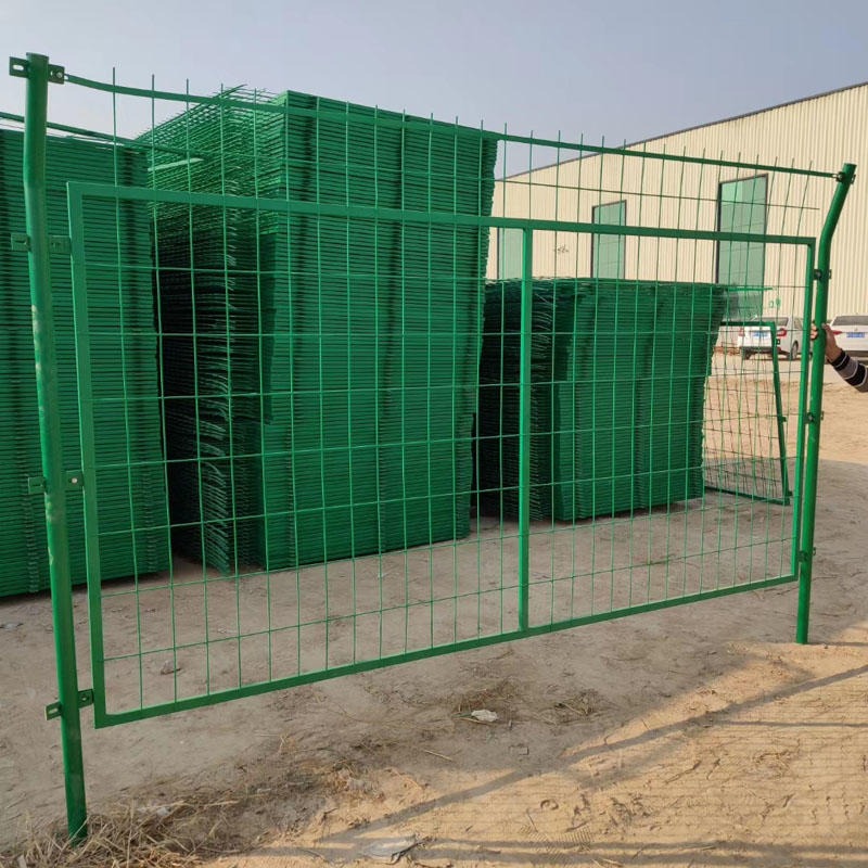 拓耀实体厂家 保税区围栏网 垃圾填埋场护栏 太阳能电站隔离栅