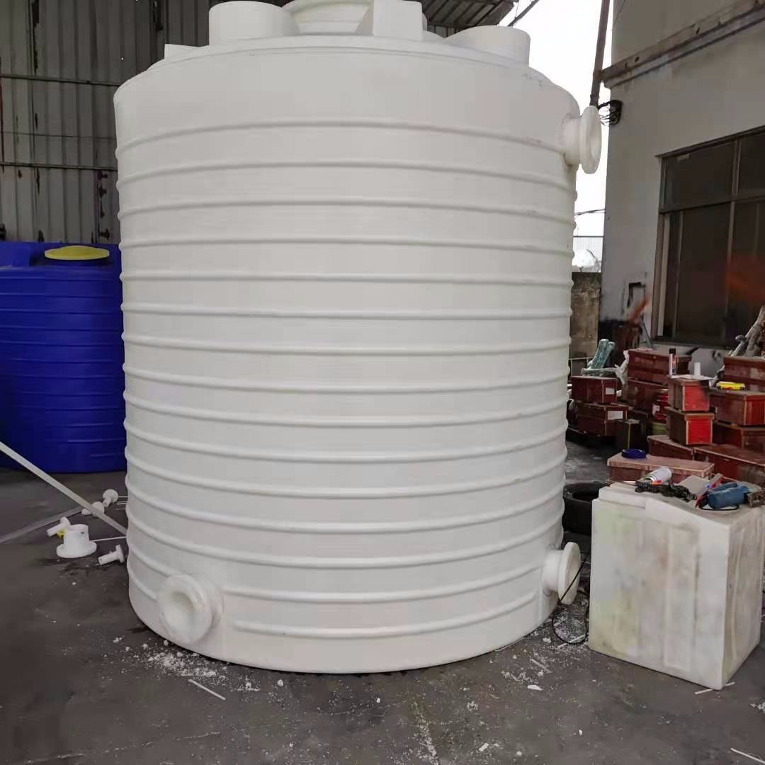 江西瑞通容器厂家批发10000L 反参透清洗罐 储水箱 30立方 大口塑料桶